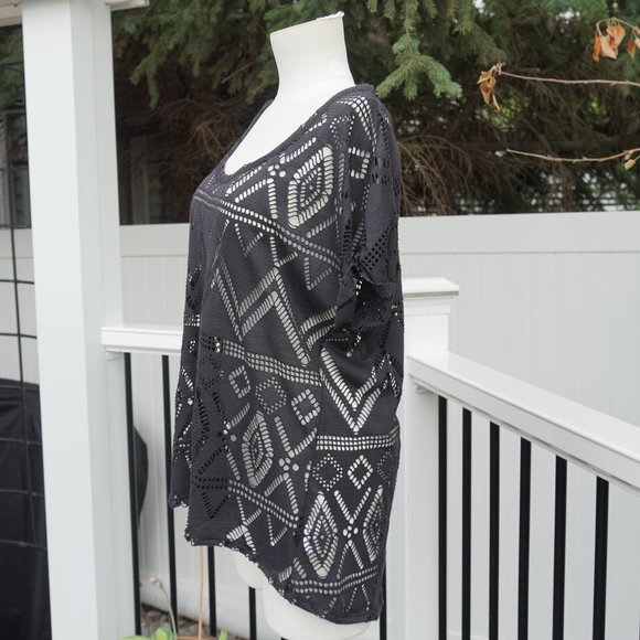 Mesh Black Oversized T-shirt - Picture 2 of 3